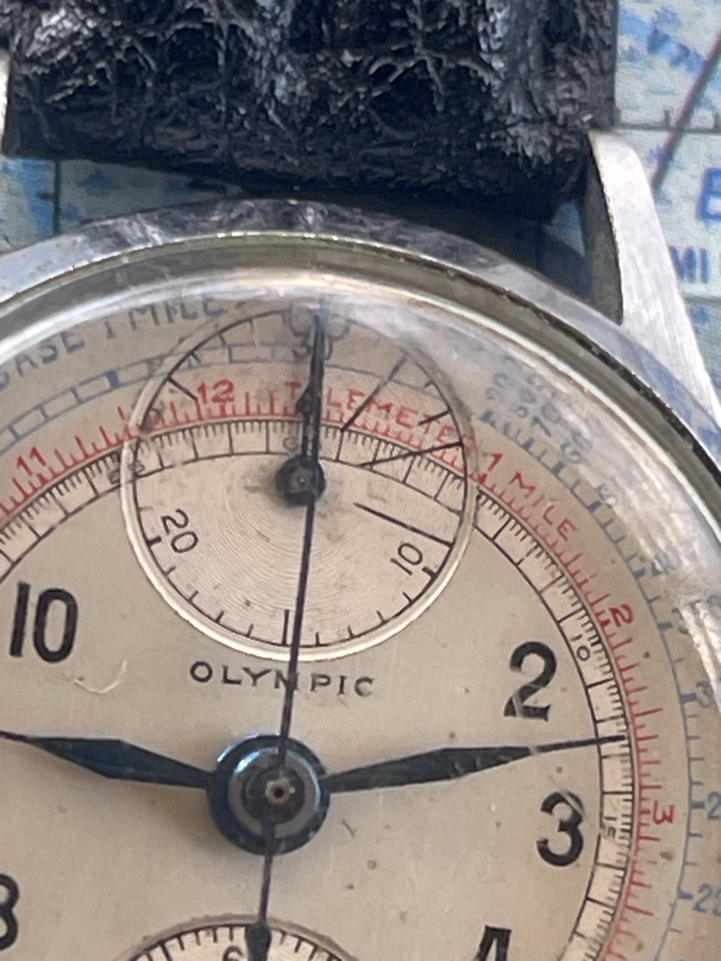 Olympic 1940's up/down Chronograph Venus 170