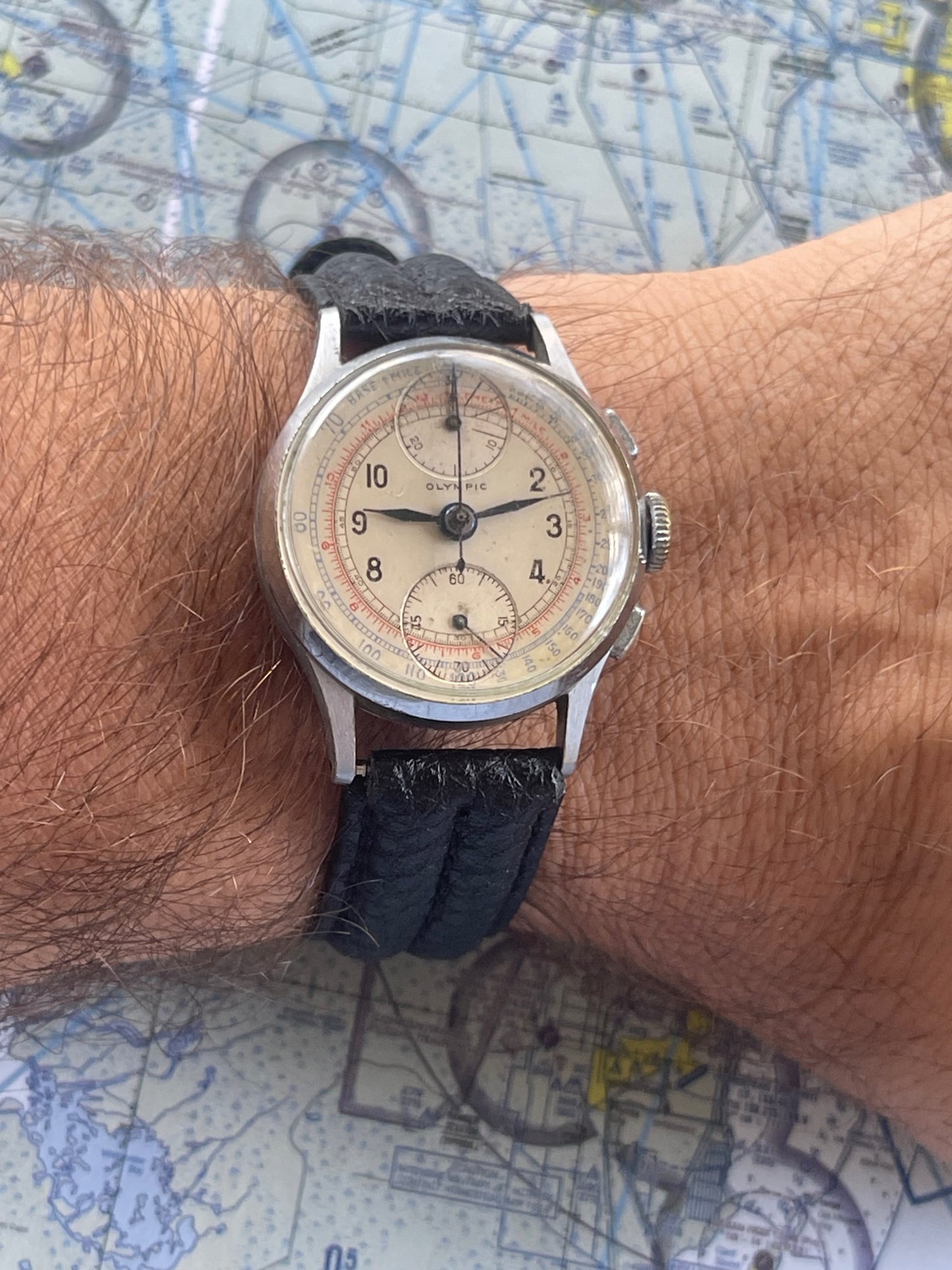 Olympic 1940's up/down Chronograph Venus 170