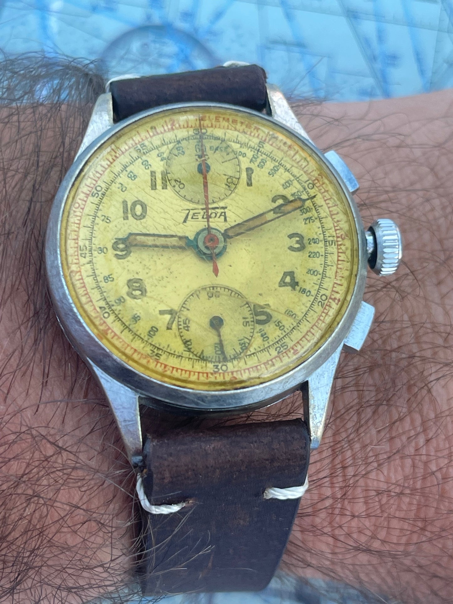 Telda 1940's up/down Chronograph Venus 170